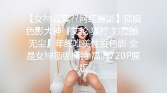 2024年4月最美哺乳期宝妈【哺乳期】为了生活下海~直播挤乳汁!湿哒哒，小少妇颇有几分姿色 (4)