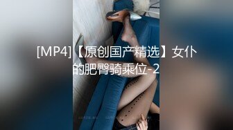 国产潜入女生宿舍偷拍睡觉和洗澡的女孩子们 (1)