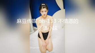 [MP4/ 676M] 双飞熟女人妻 奶子大 鲍鱼粉 从客厅操到阳台 骚叫不停 操喷了 胆子真大 对面一览无余