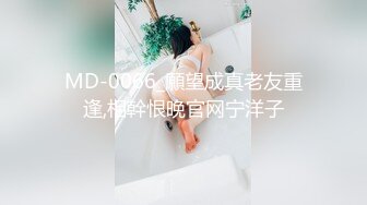 唯美女神水下激情 高难度性爱姿势水下尽情施展